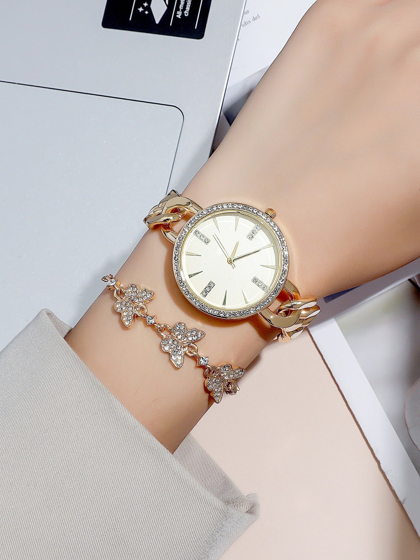 Montre-bracelet très fine