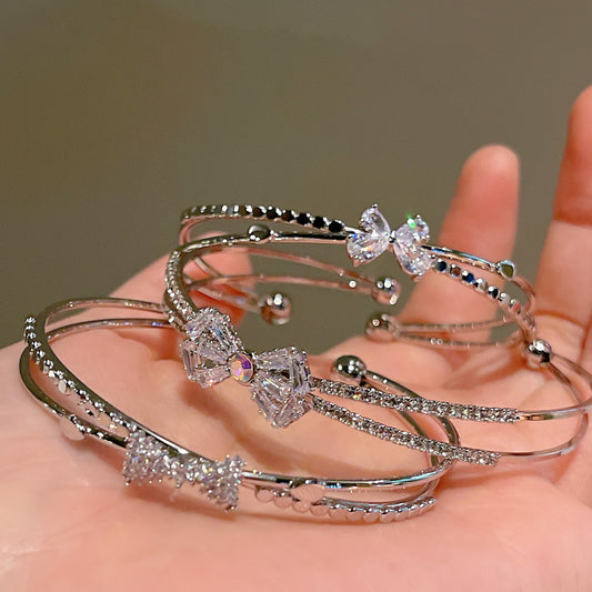 Clara - Bracelet à nœud de niche en argent